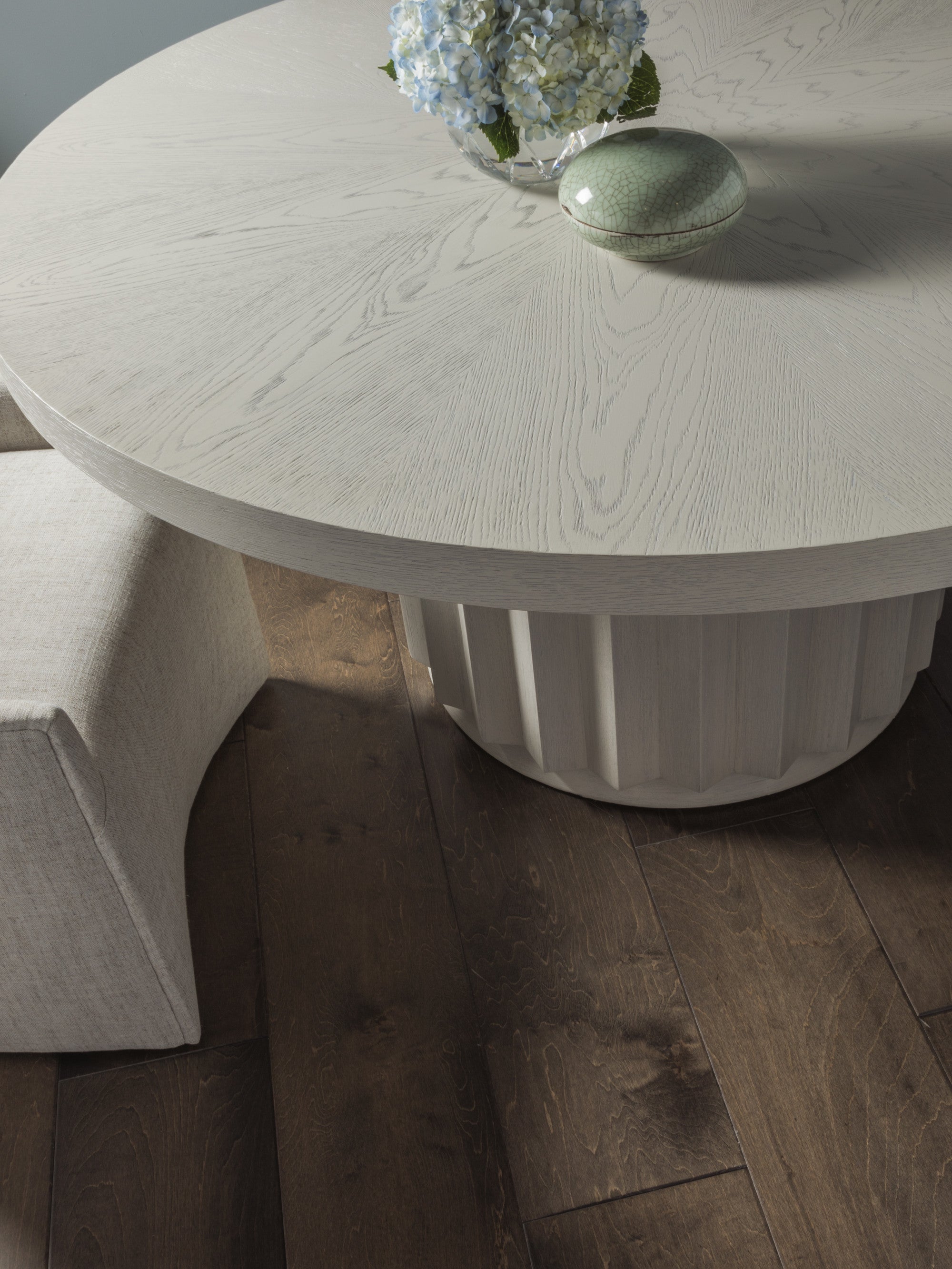 Sarto Round Dining Table