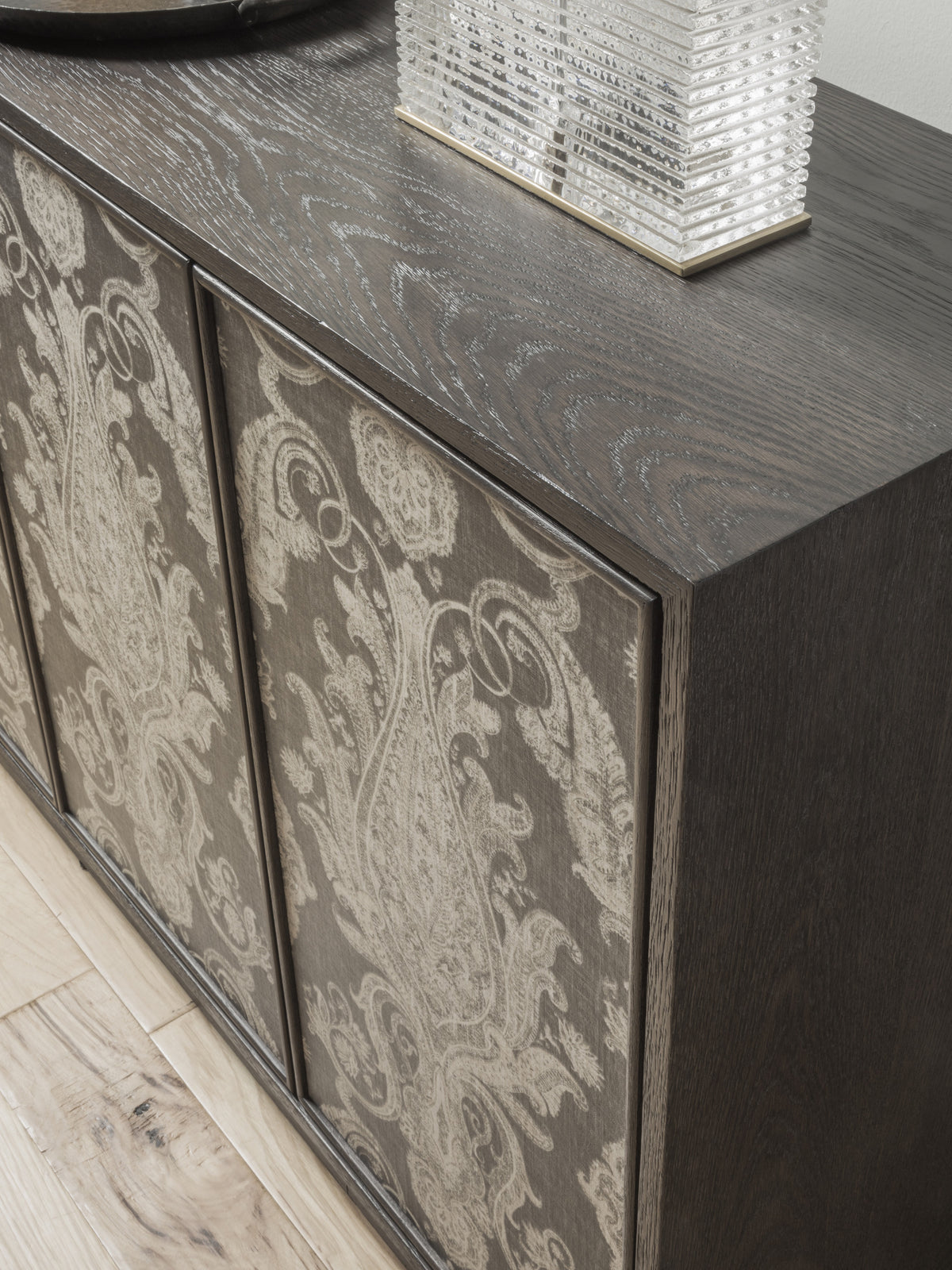 Venerato Media Console