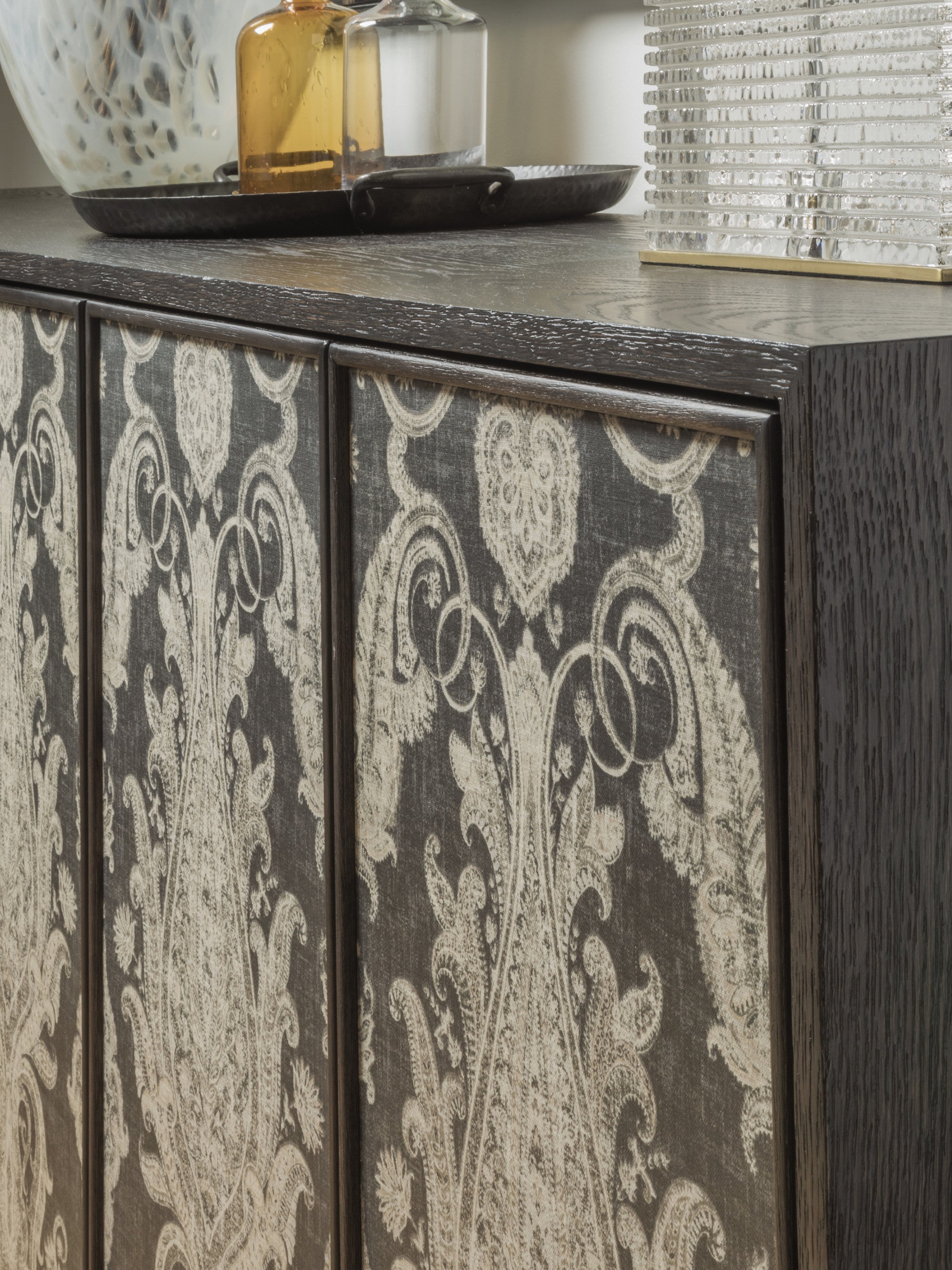 Venerato Long Media Console