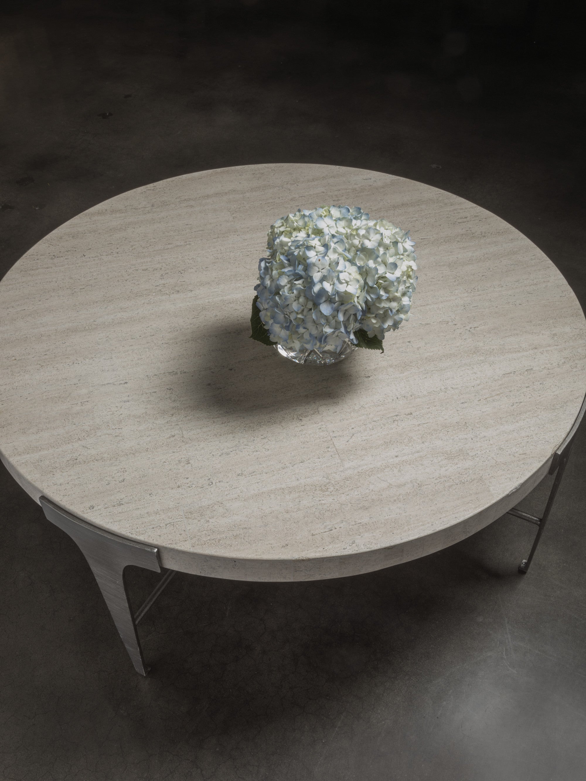 Cachet Round Cocktail Table