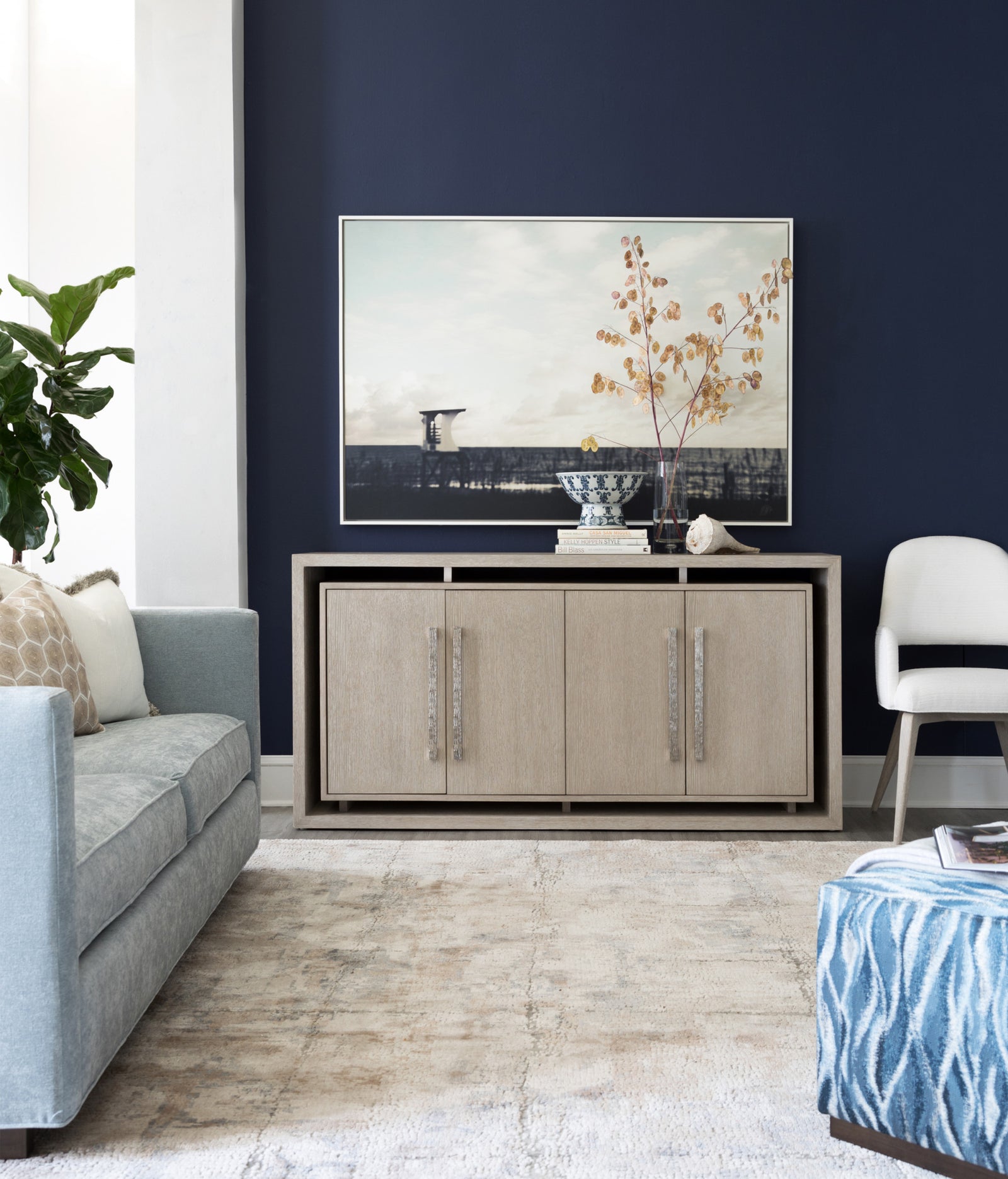 Mar Monte Media Console