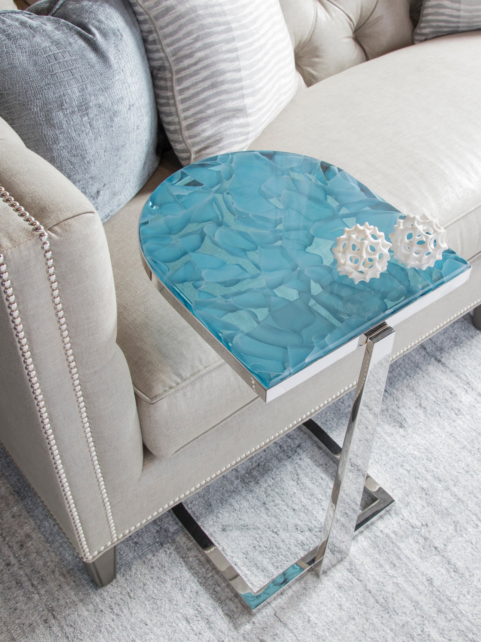 Placido Spot Table