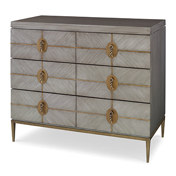 Longwood Chest