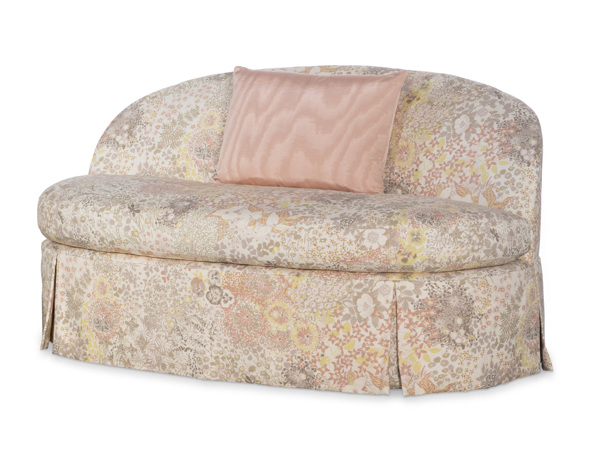 Eleanor Boxed Pleated Settee