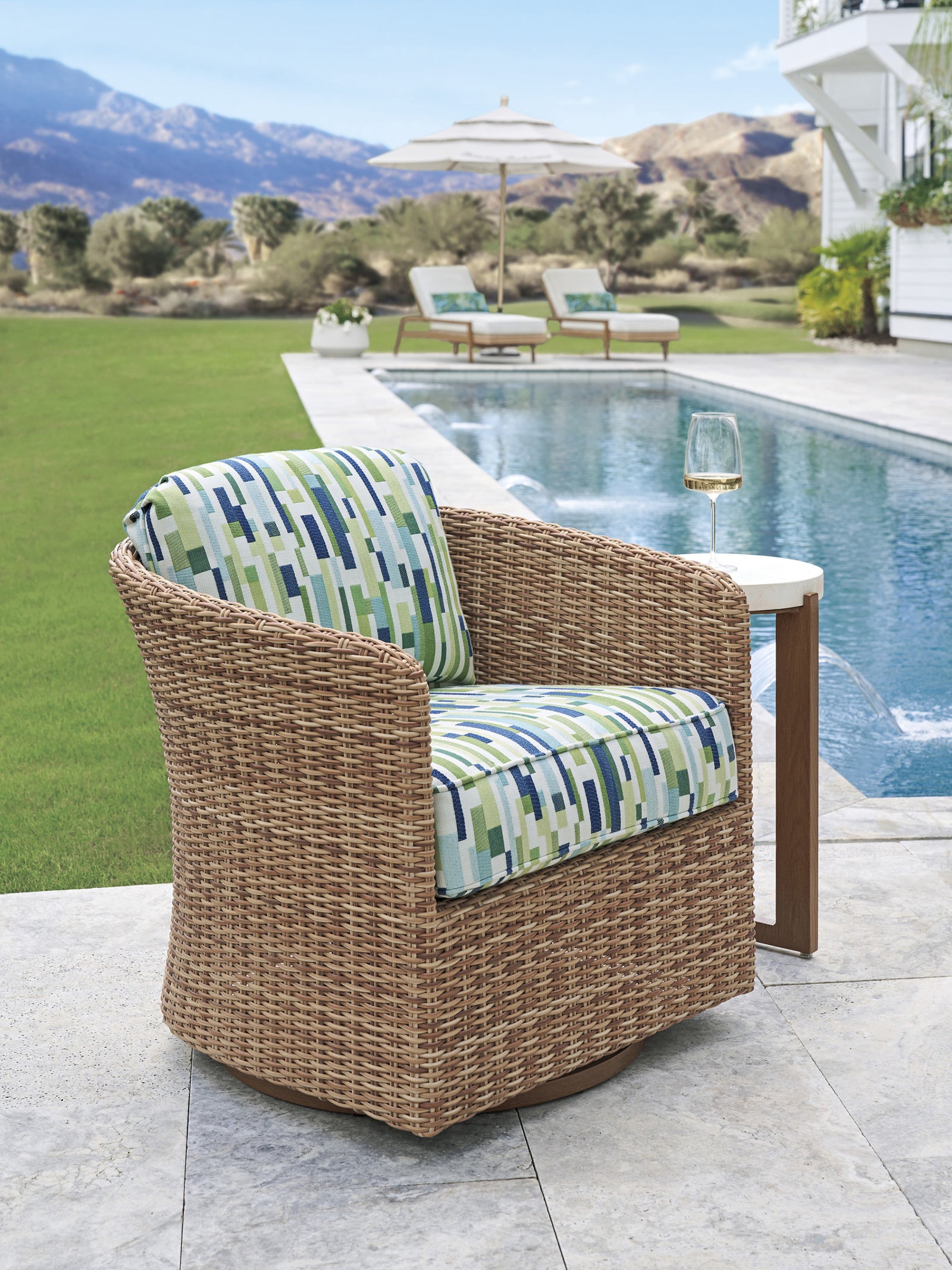 Swivel Occassional Chair