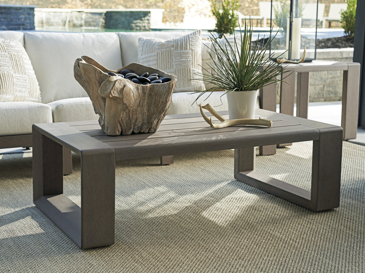 Rect Cocktail Table