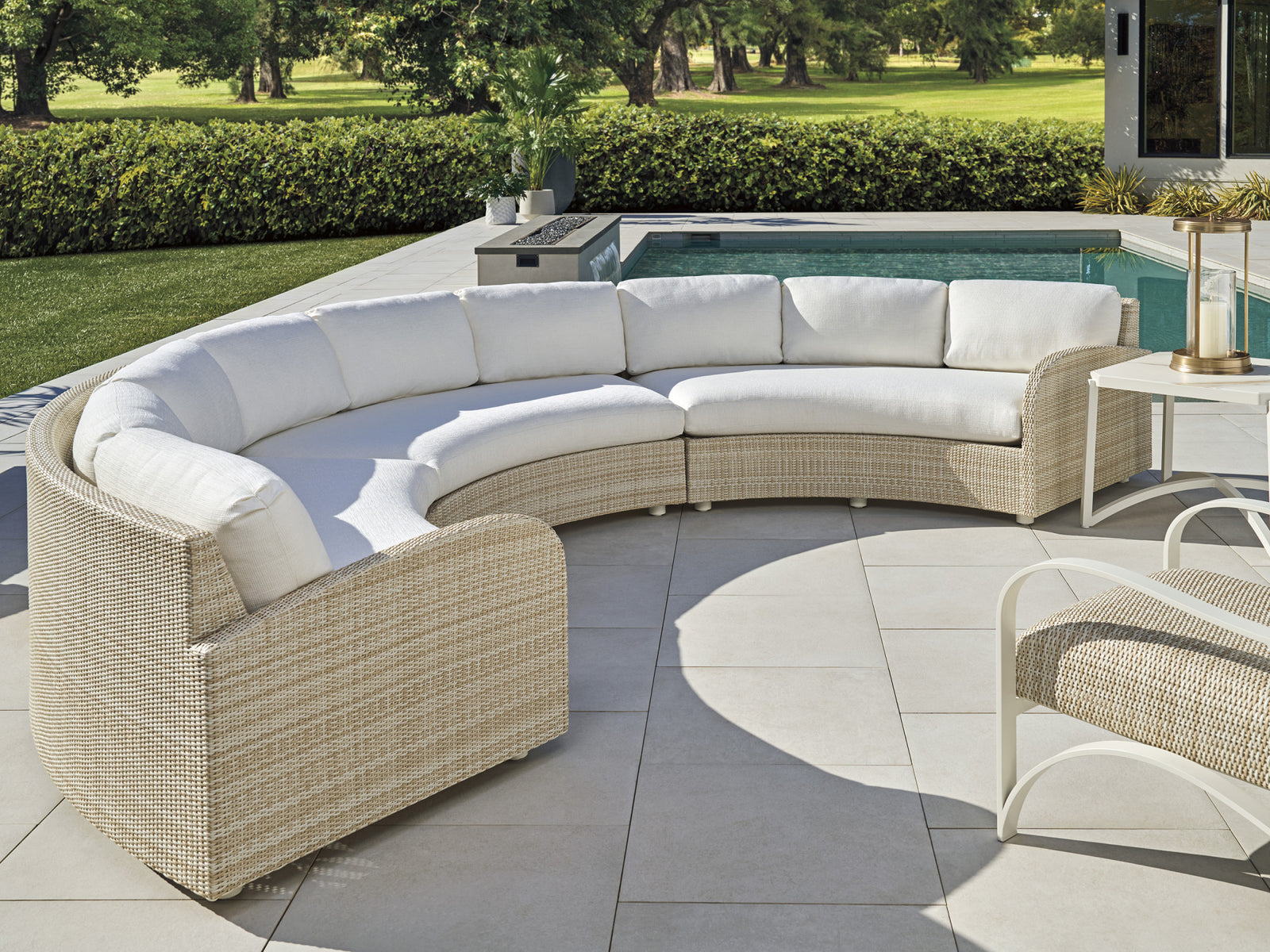LAF Curved Sectional
