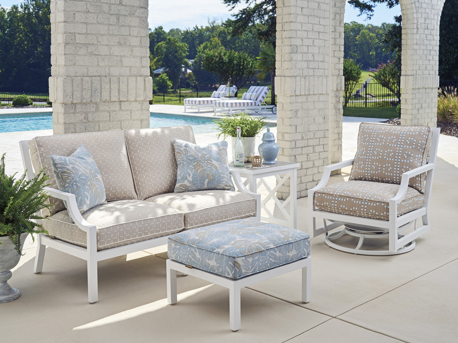 Loveseat