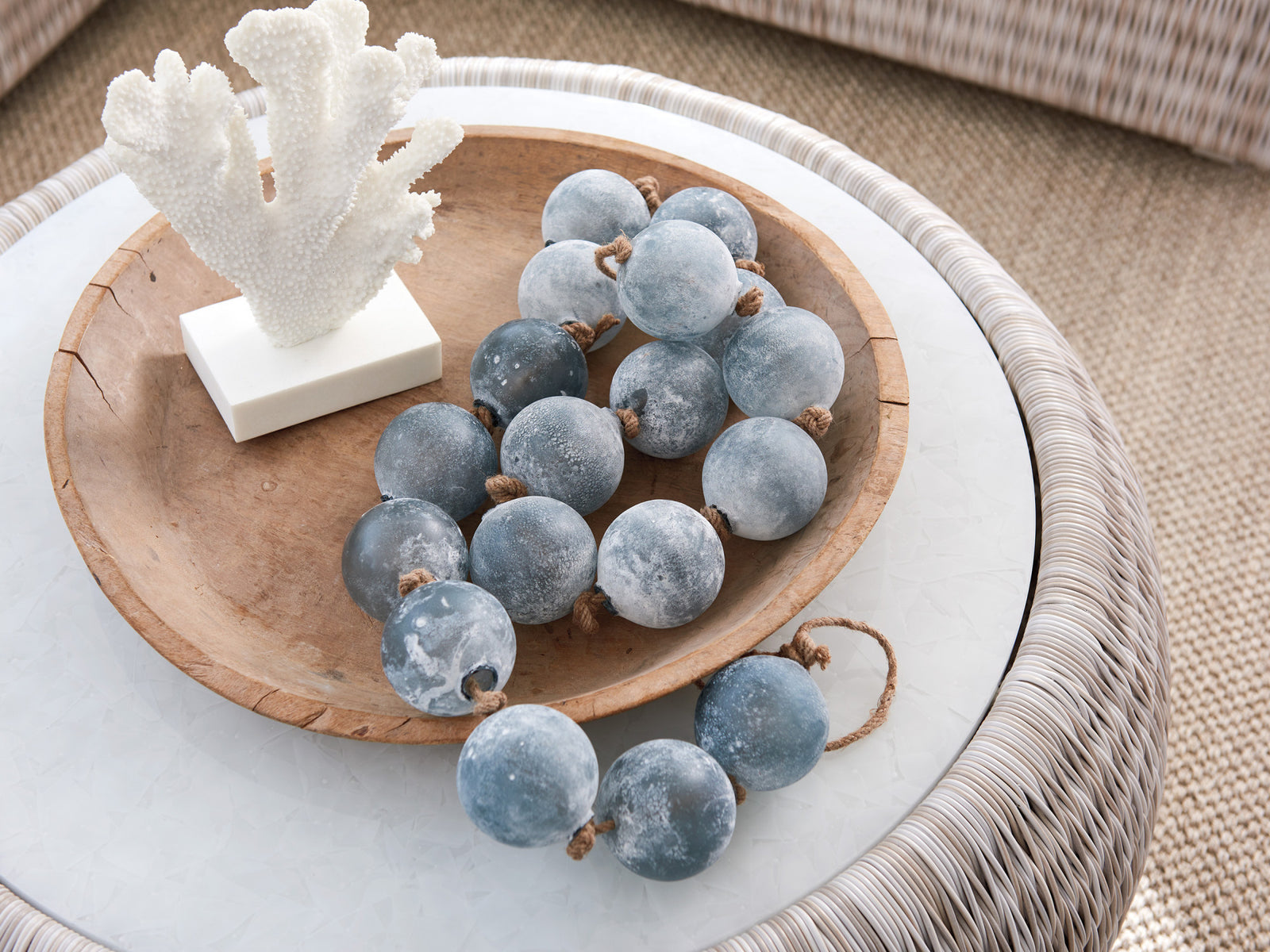 Round Cocktail Table