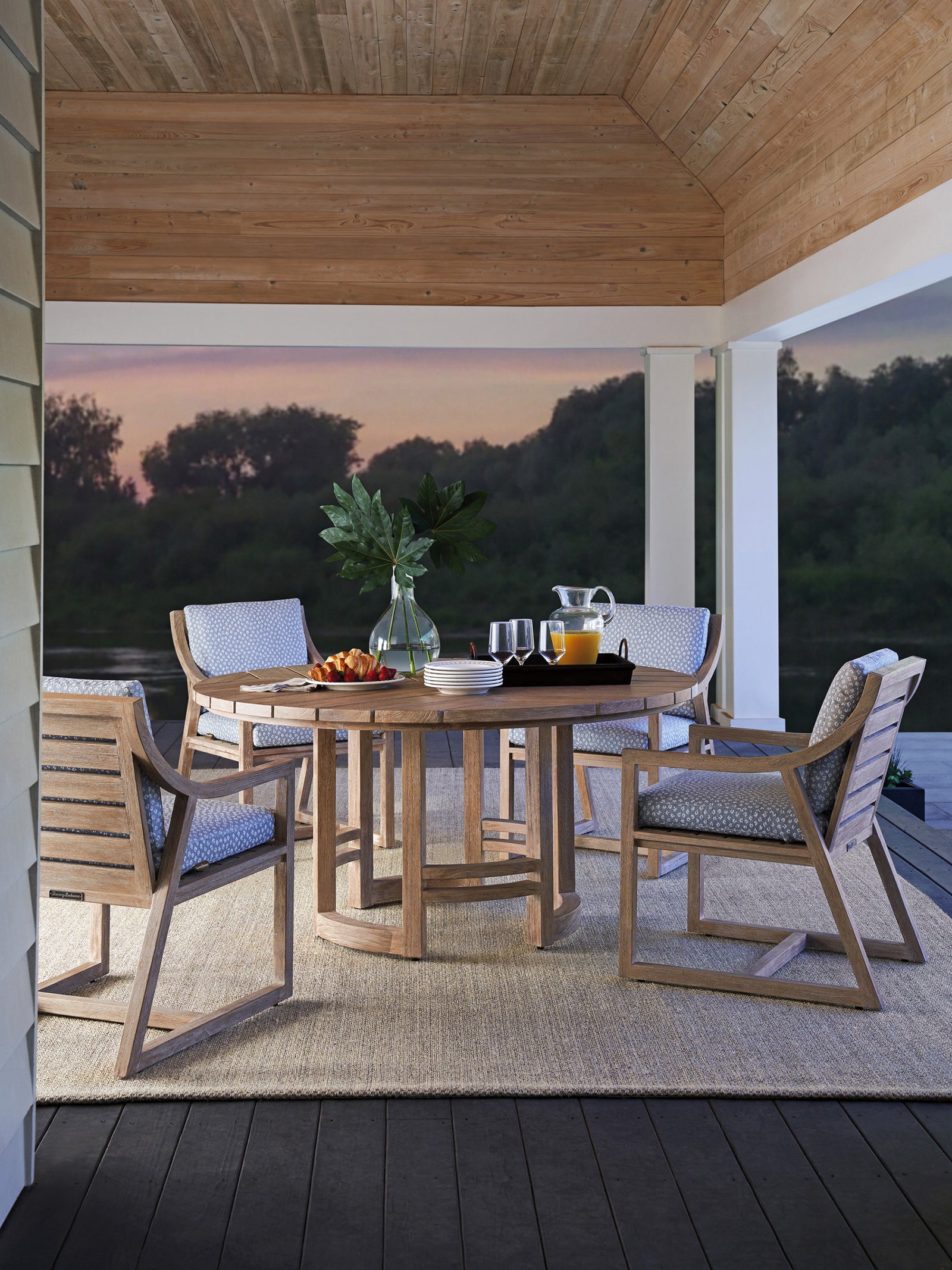 Round Dining Table