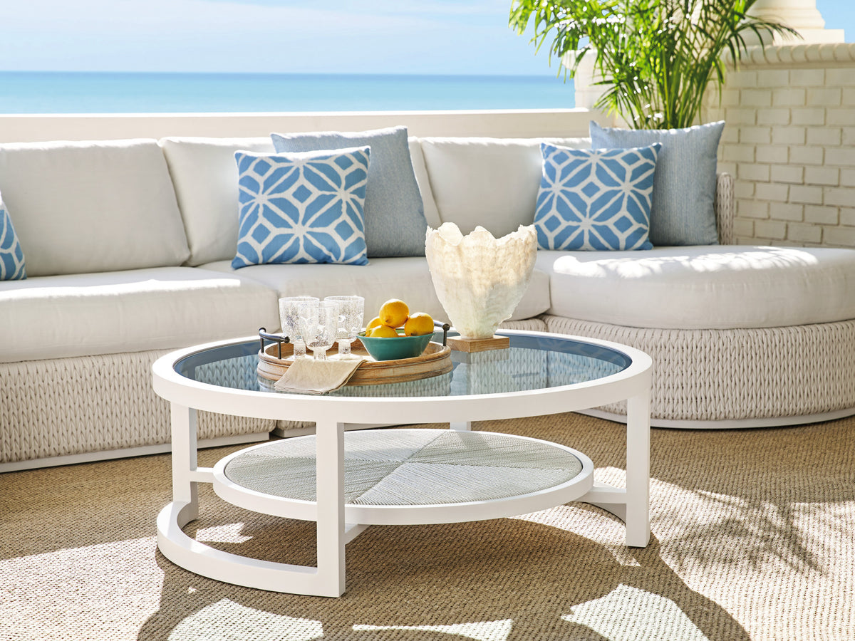 Round Cocktail Table