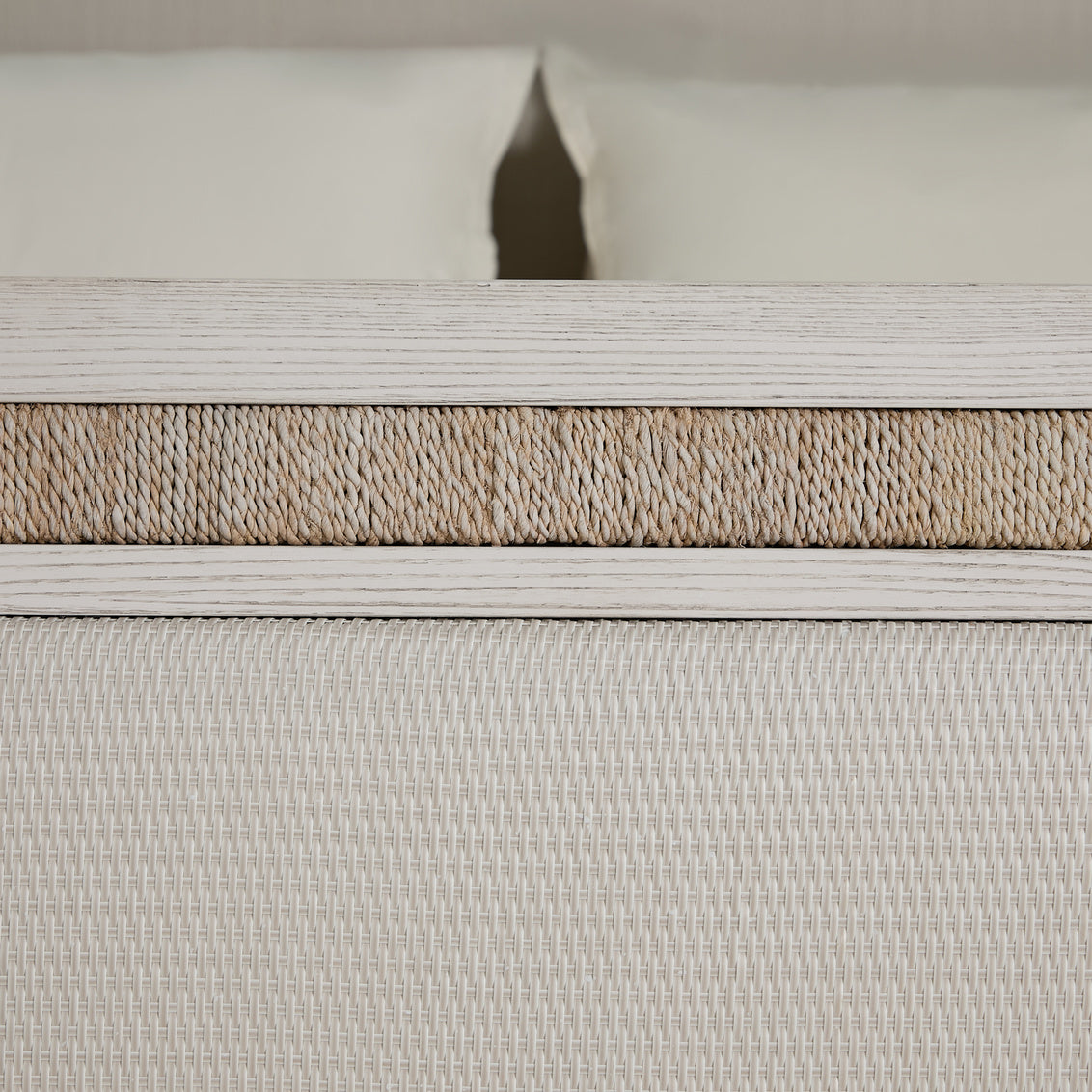 Grand Bermuda King Bed - Whitewash