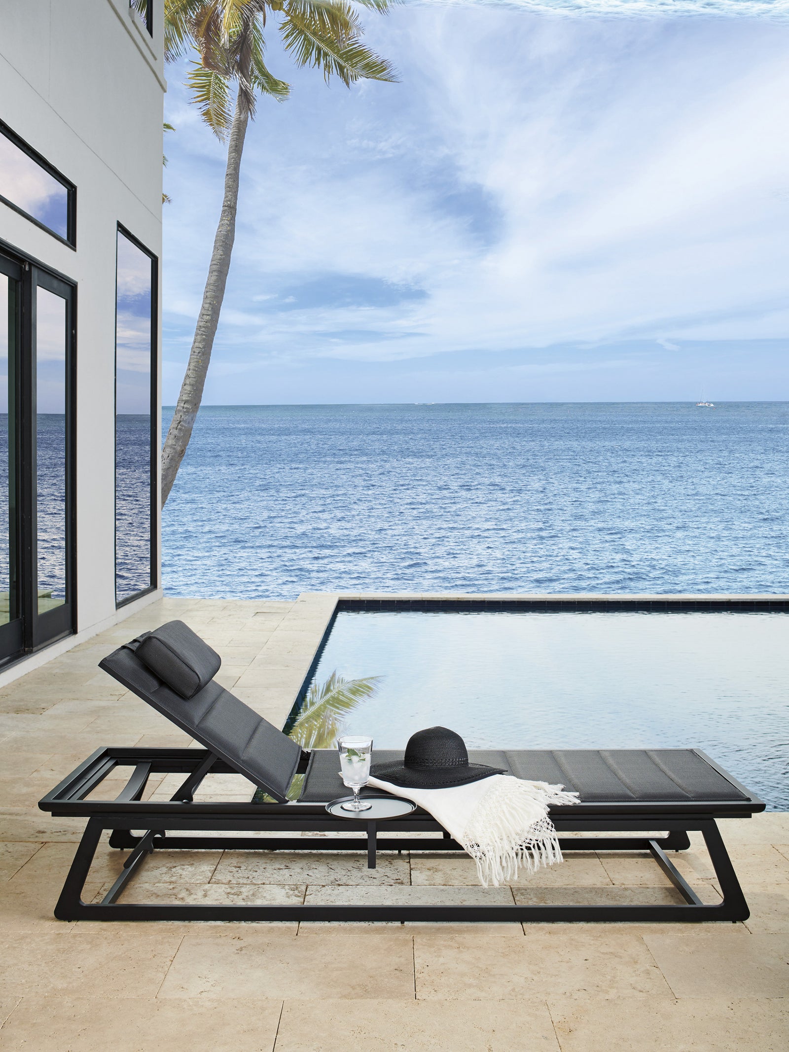 Chaise Lounge
