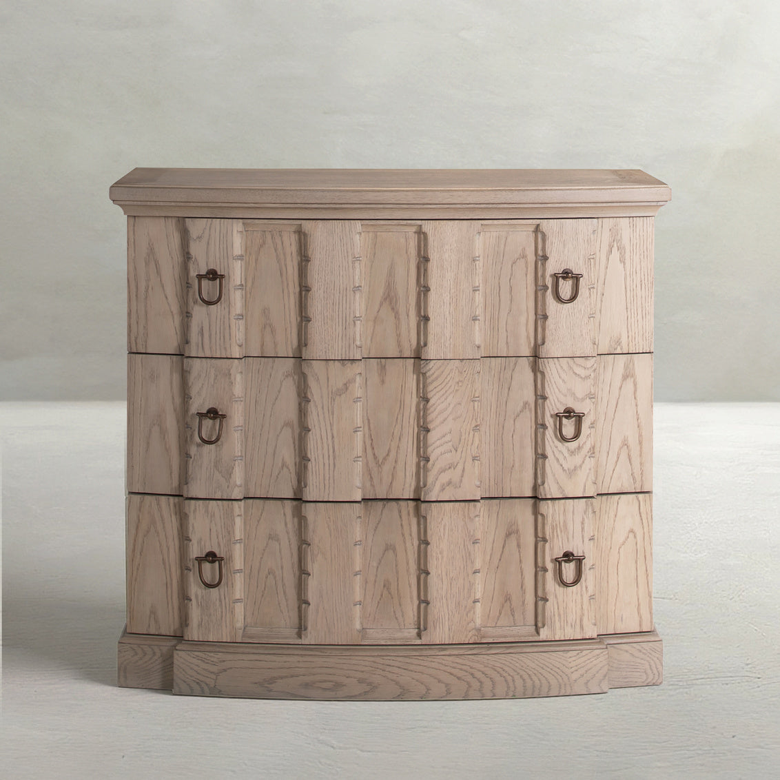 Antonio Chest