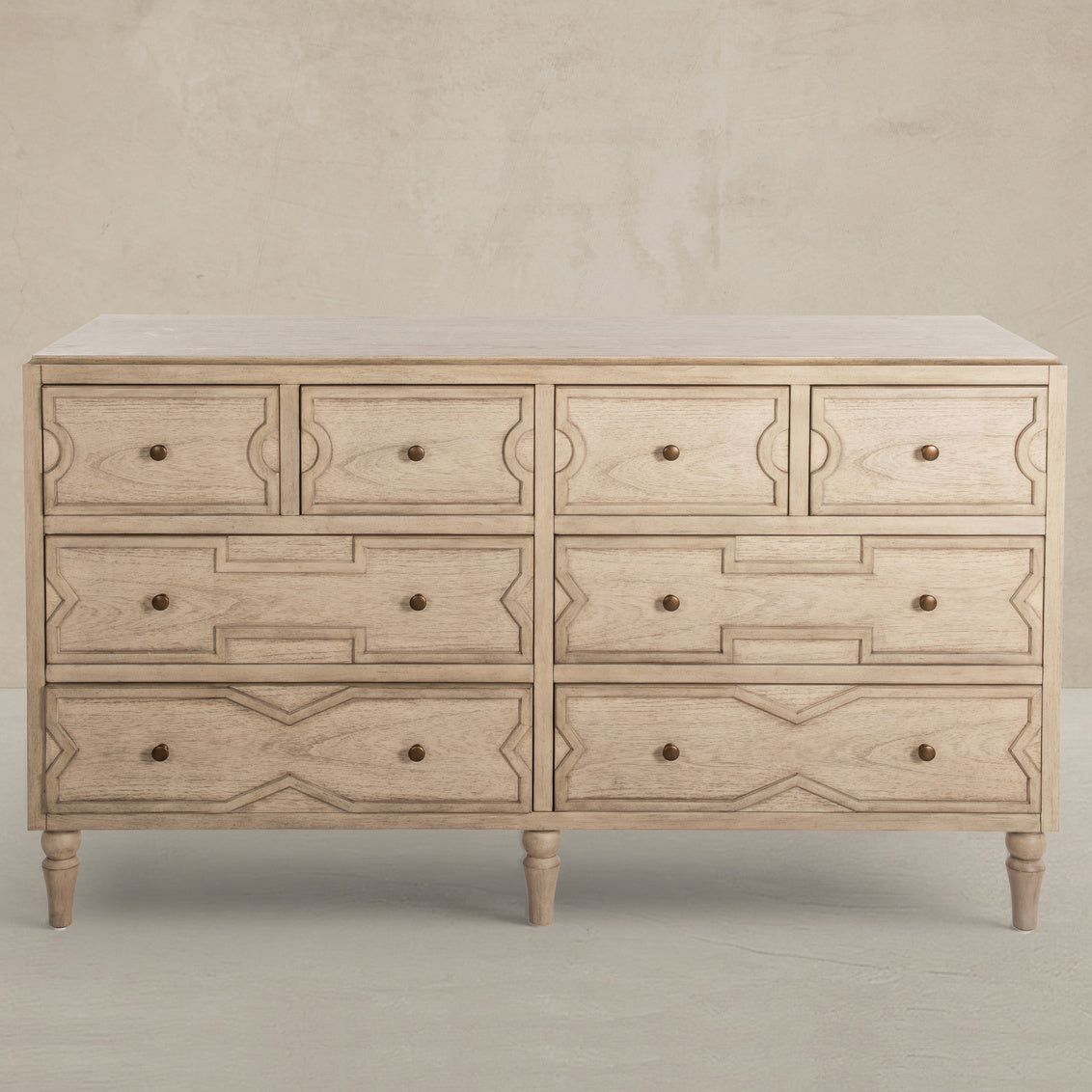 Everest Dresser