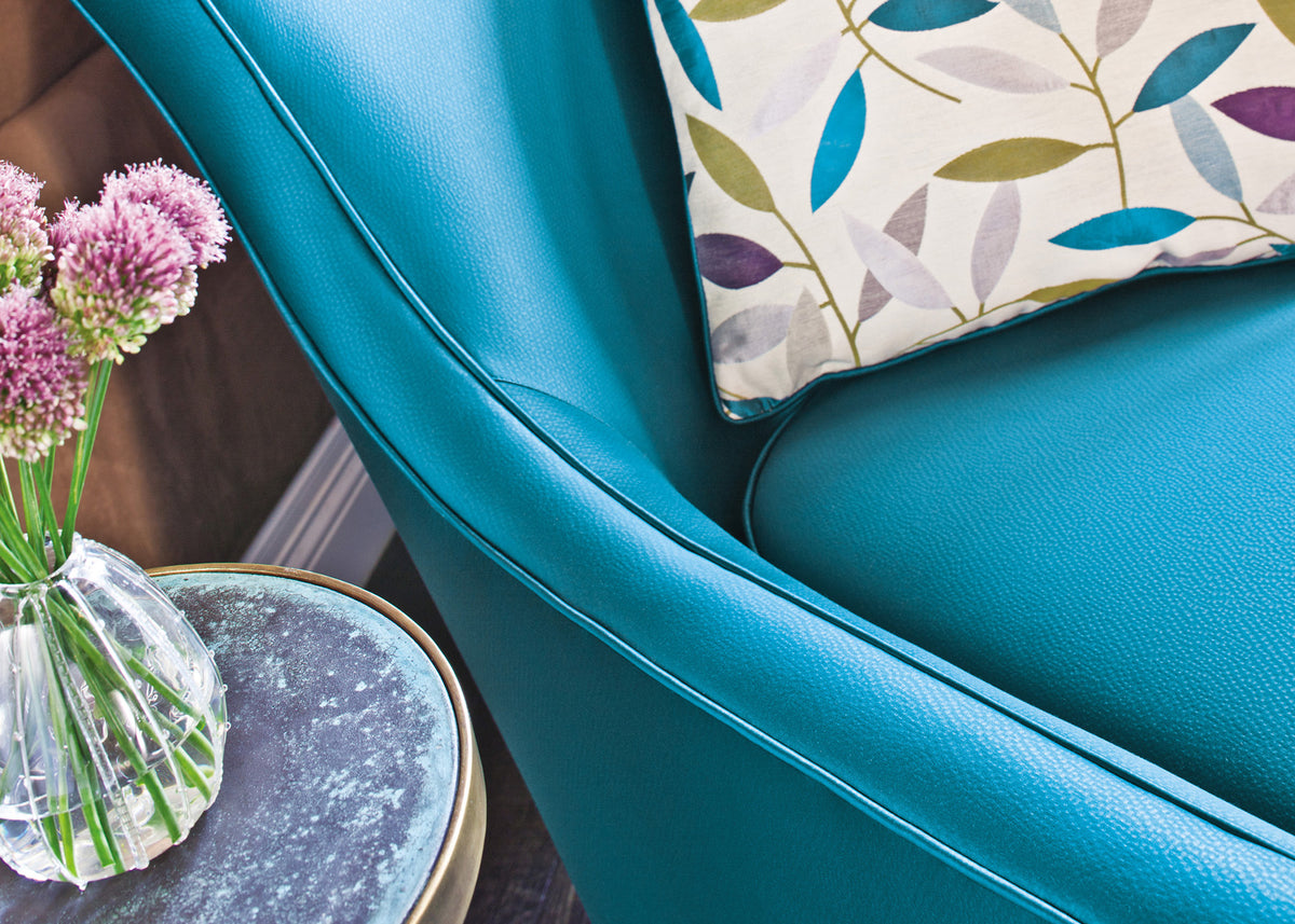 Delta Swivel Glider
