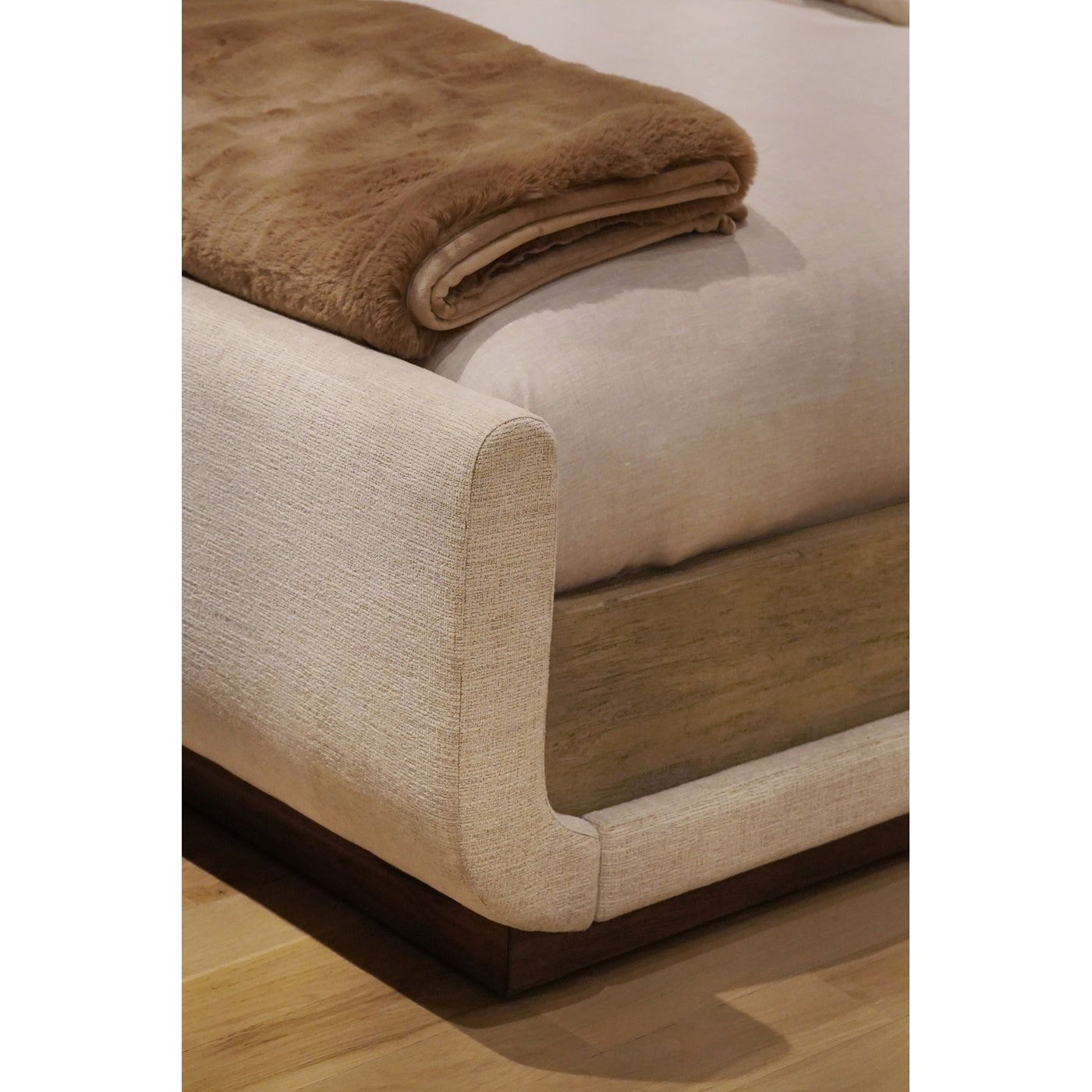 Stone Ridge Upholstered King Bed Light
