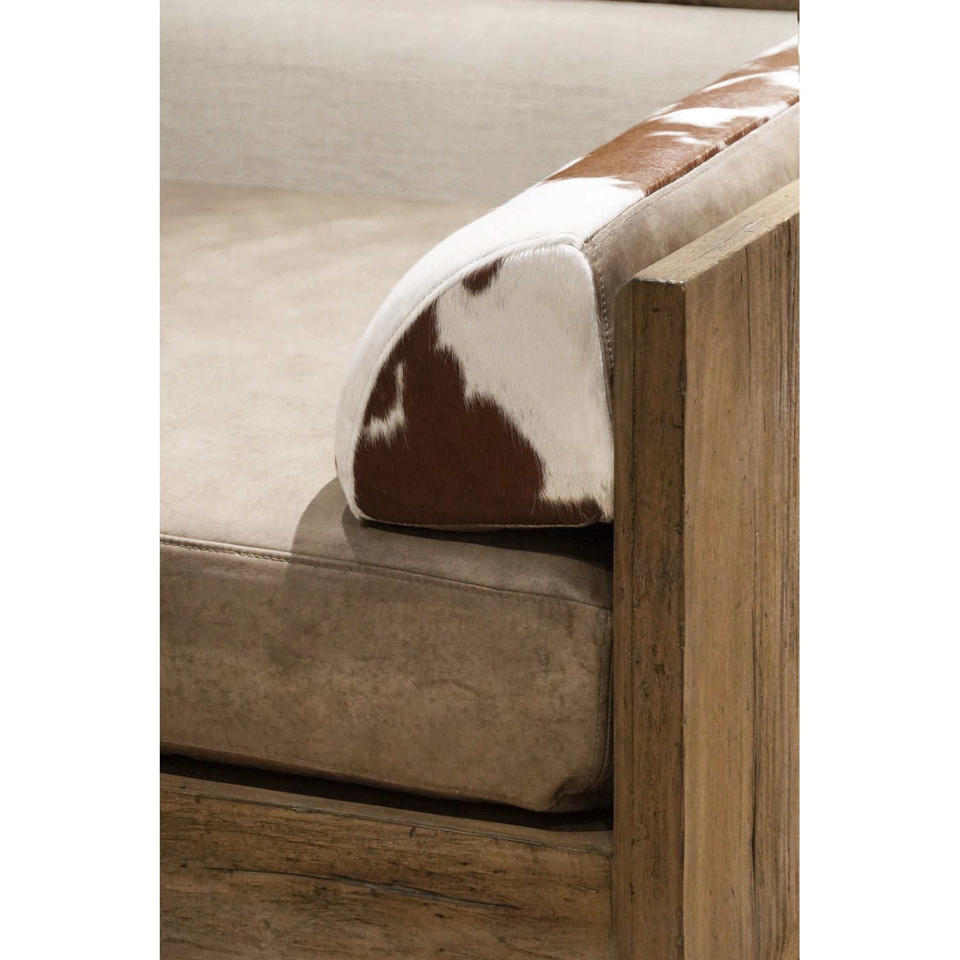 Stone Ridge Leather & Hide Daybed Light
