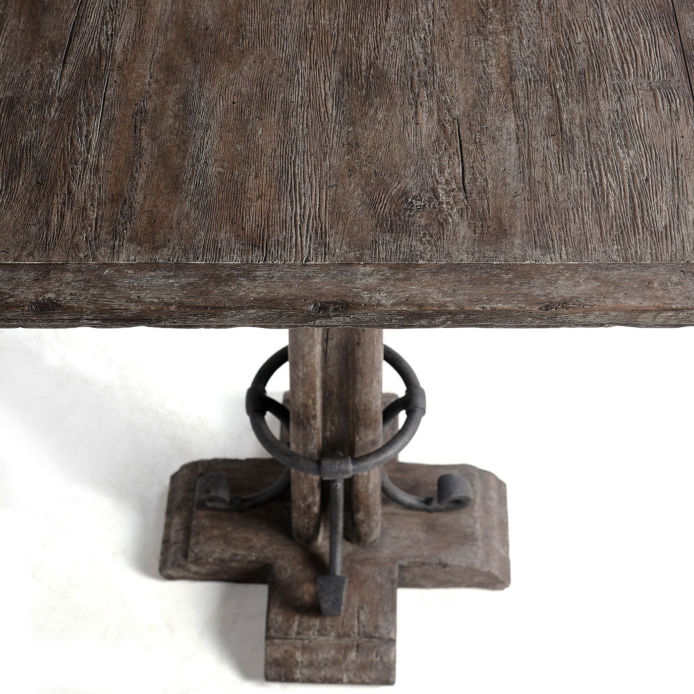 Caldera Oscura Square Bar Table