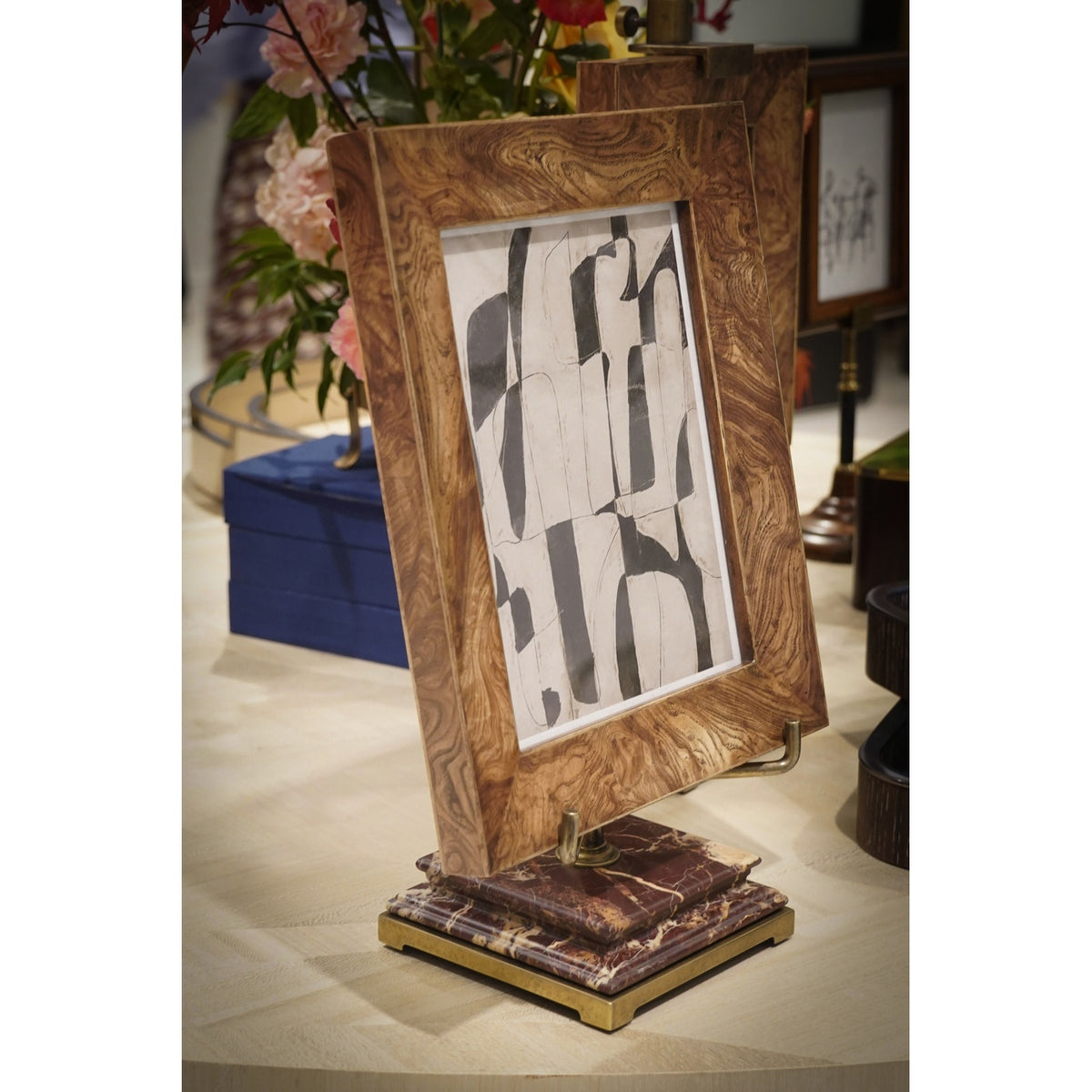 Winsland Picture Frame Stand 8"x10"
