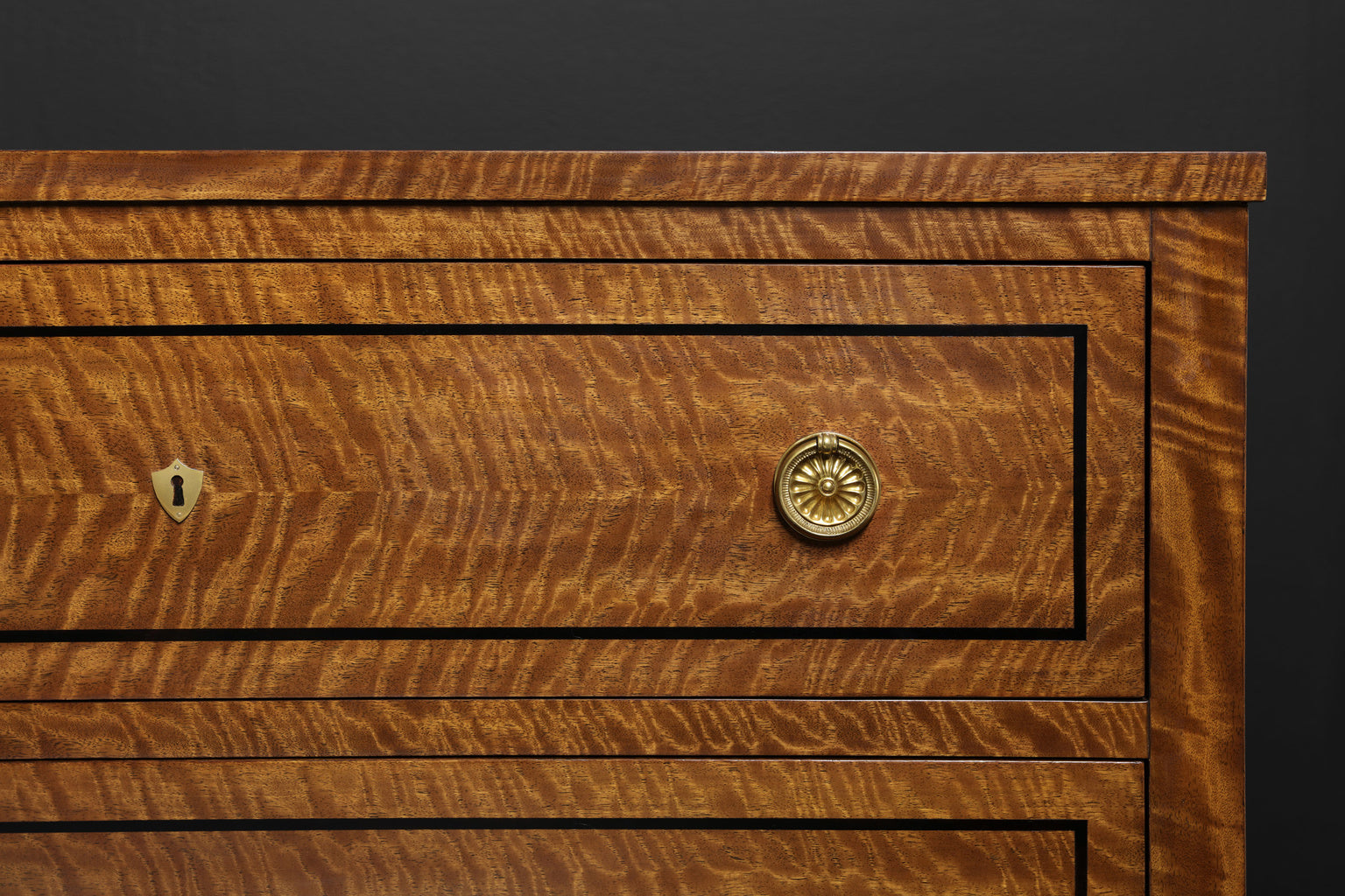 Modern History Bentley Chest MH1171F01