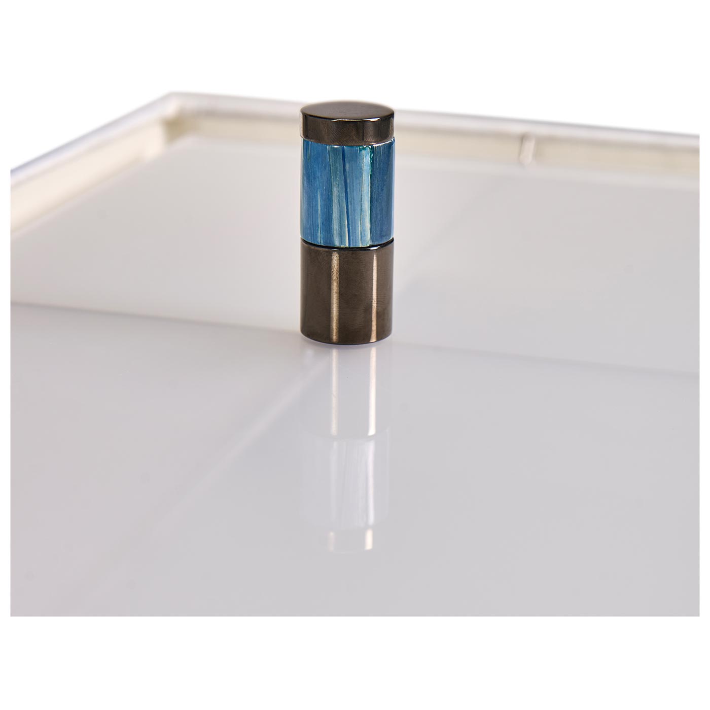 Sapphire Vertical Table Lamp