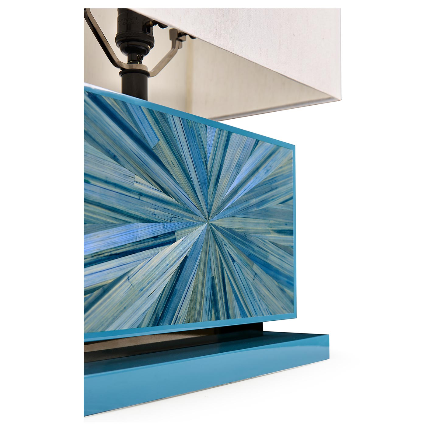 Sapphire Horizontal Table Lamp