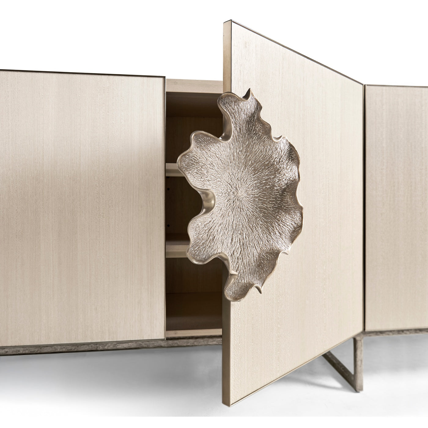Cynaria Sideboard