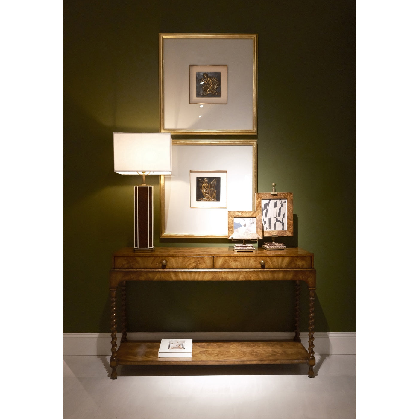 Jacques Vertical Table Lamp