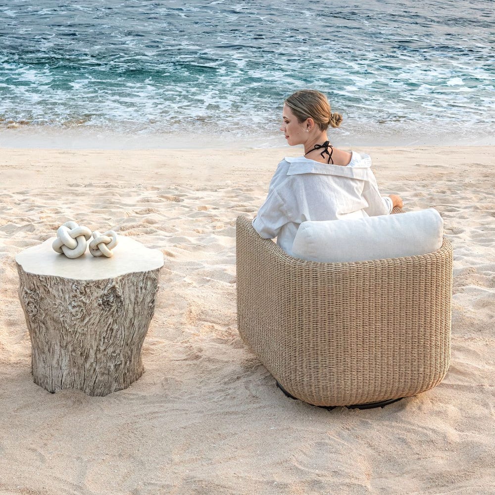 Oakmont Indoor-Outdoor Side Table