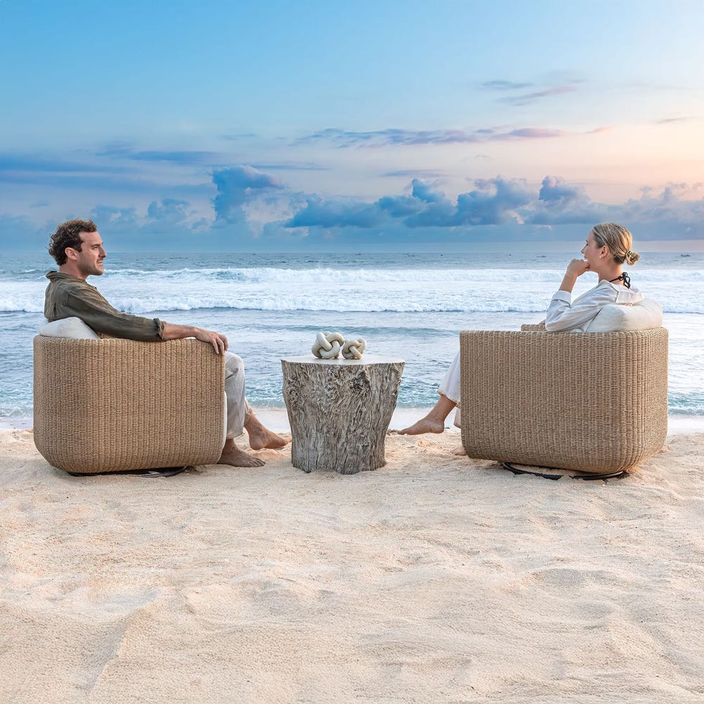 Oakmont Indoor-Outdoor Side Table