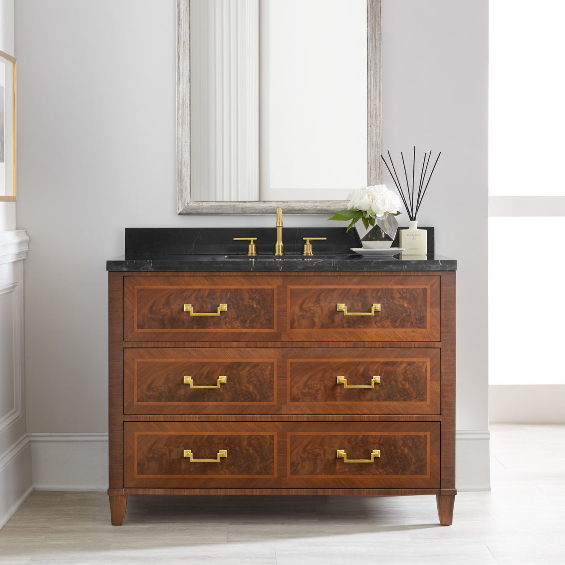 Modern History Gourdon Vanity MHV-001