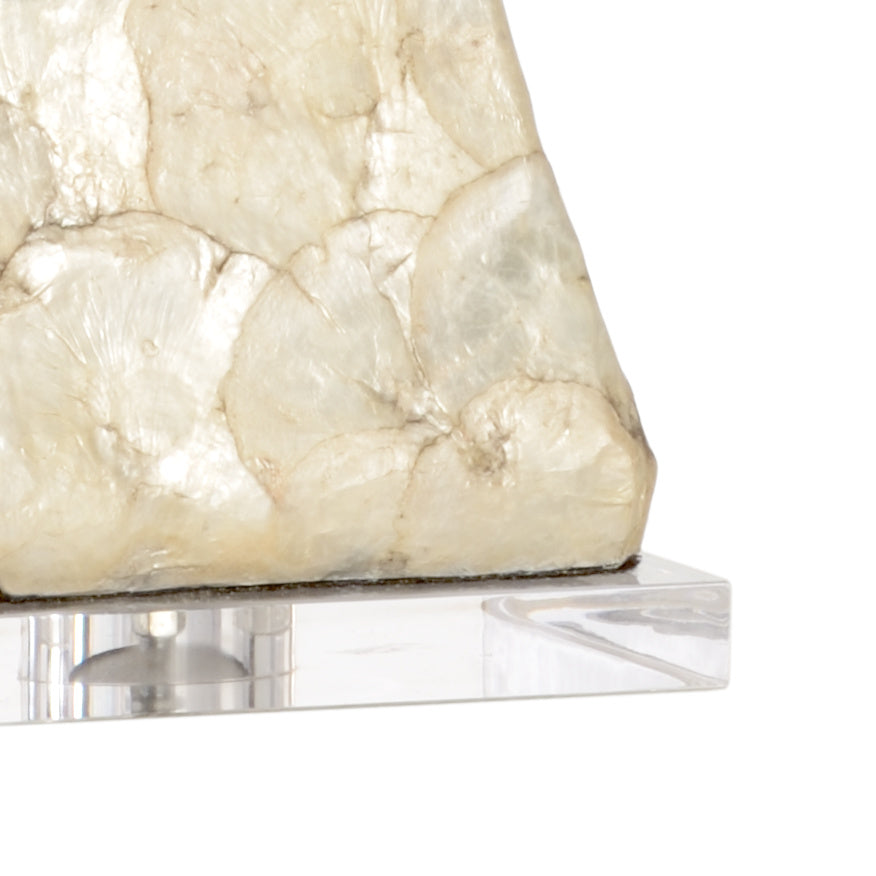 Bruce Lamp in 32 / Composite - Chelsea House