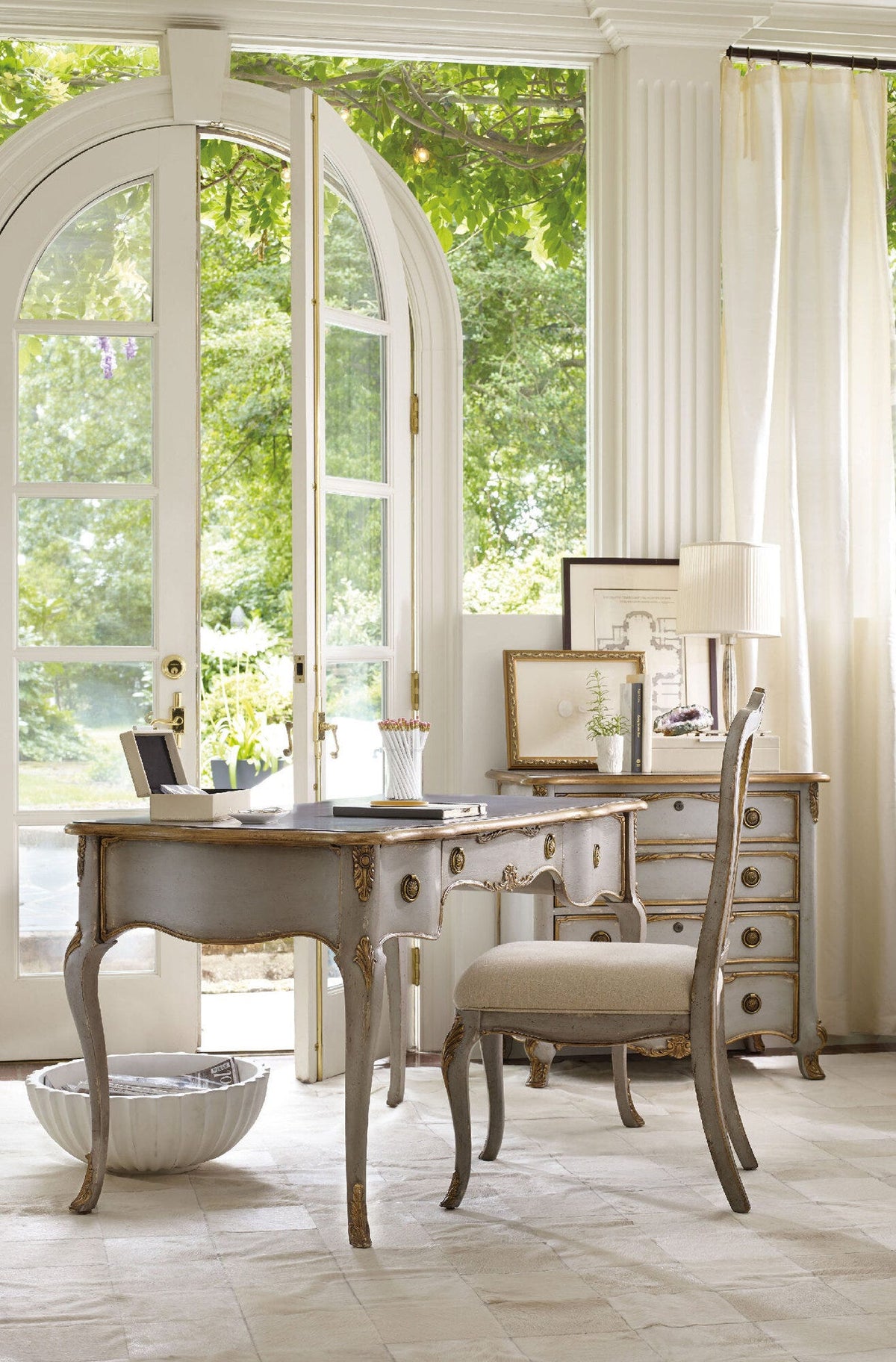 Cabriole Desk Chair