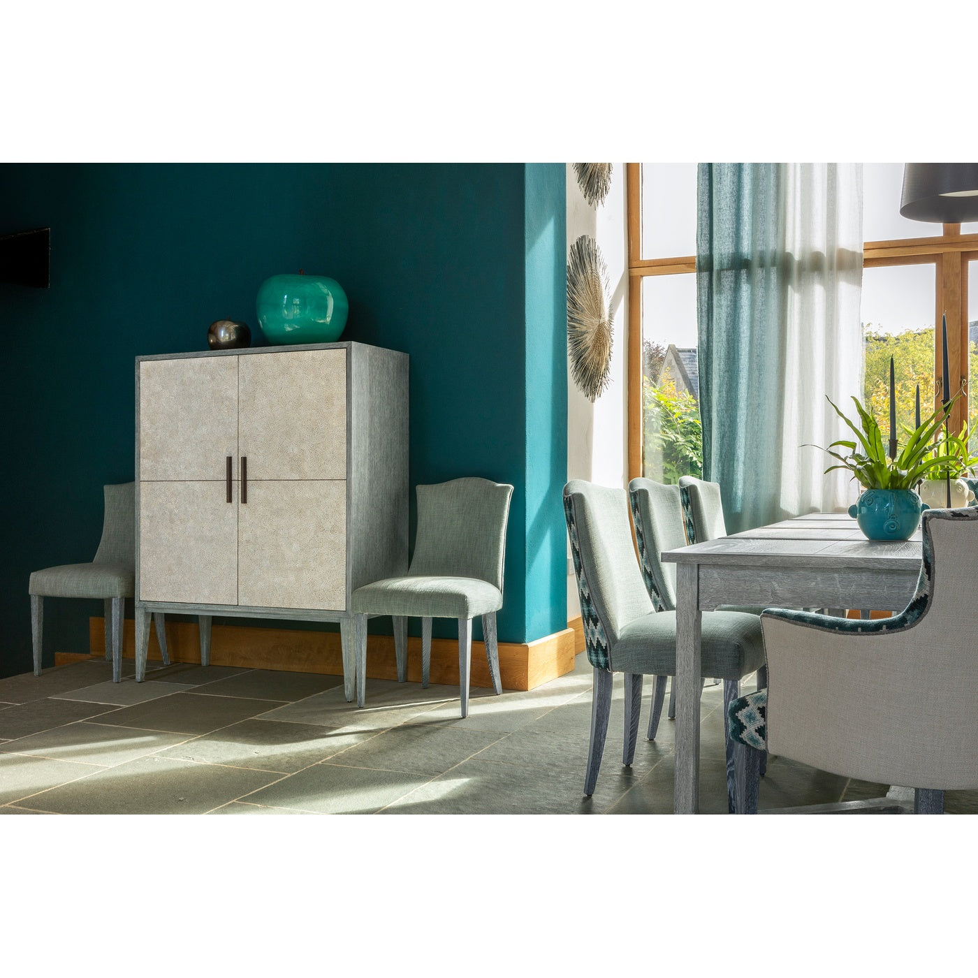 Hartland Drinks Cabinet