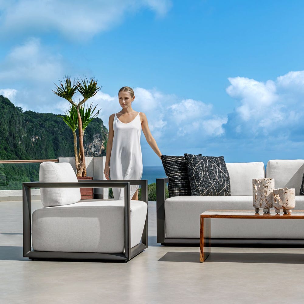 Remsen Outdoor Lounge Chair, Java Black/Oyster
