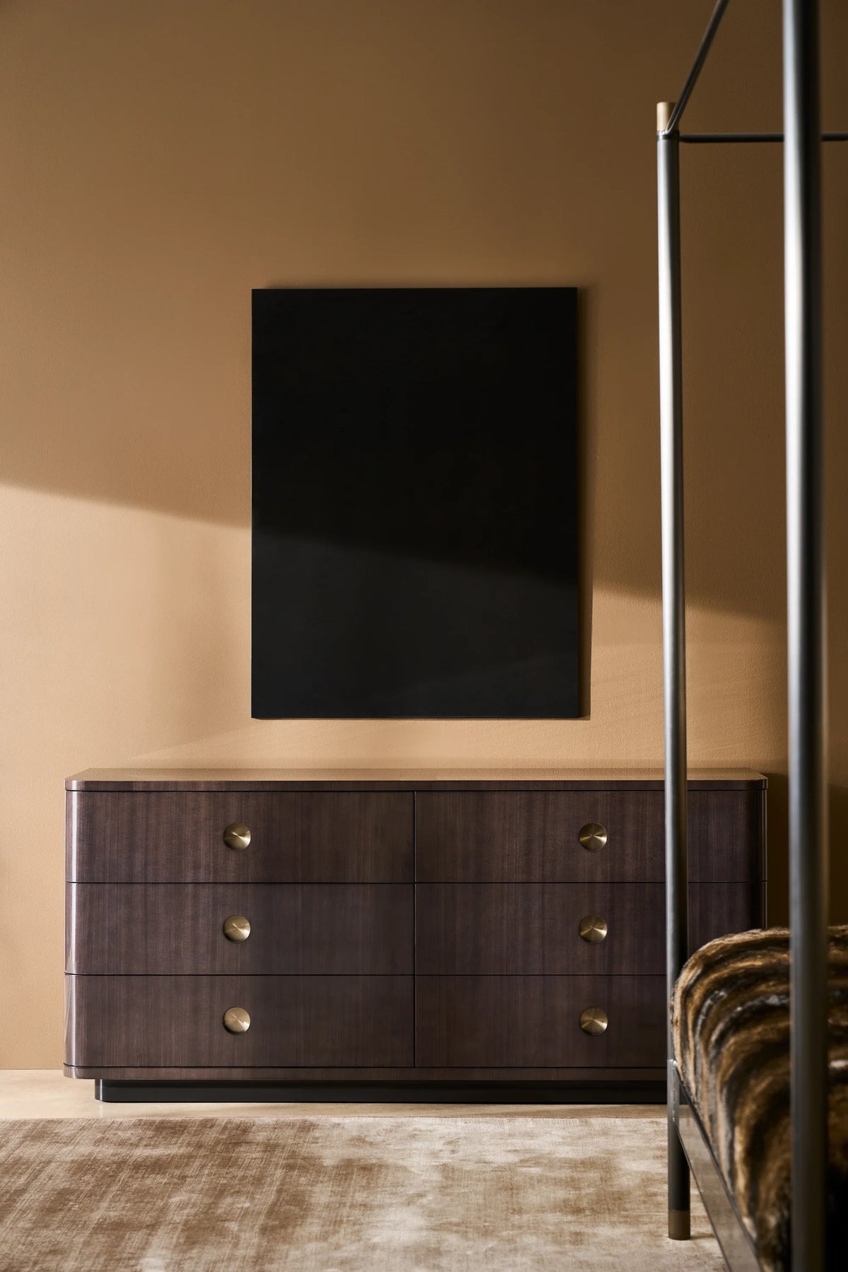 Bachelor Dresser