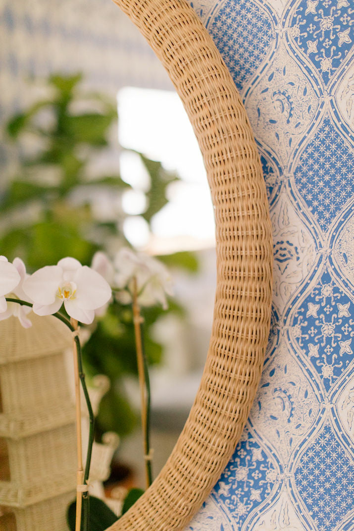 Dunmore Round Wicker Mirror in Natural/Clear/Plain / Rattan - Chelsea House