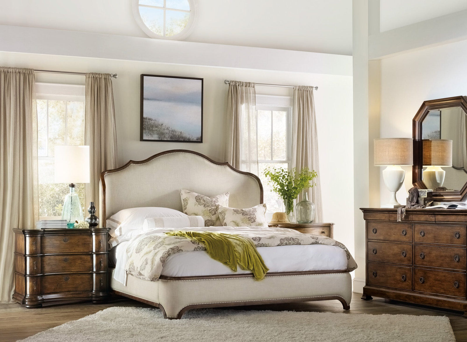 Archivist 6/0 - 6/6 Upholstered Shelter Footboard