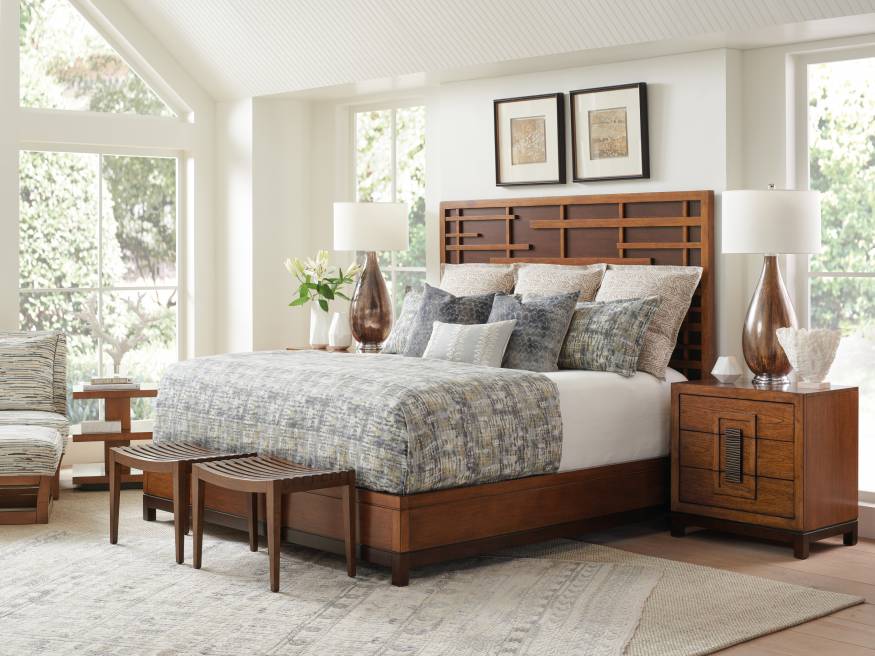 Shanghai Panel Bed