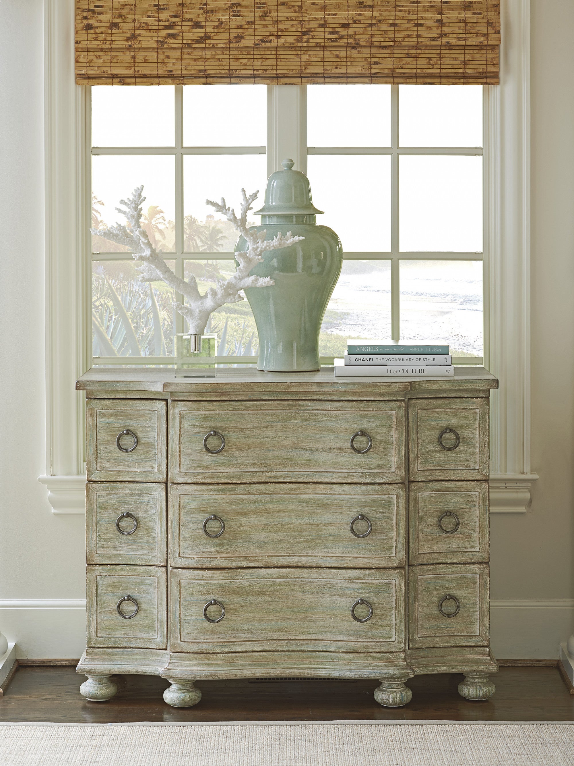 Mc Alister Hall Chest
