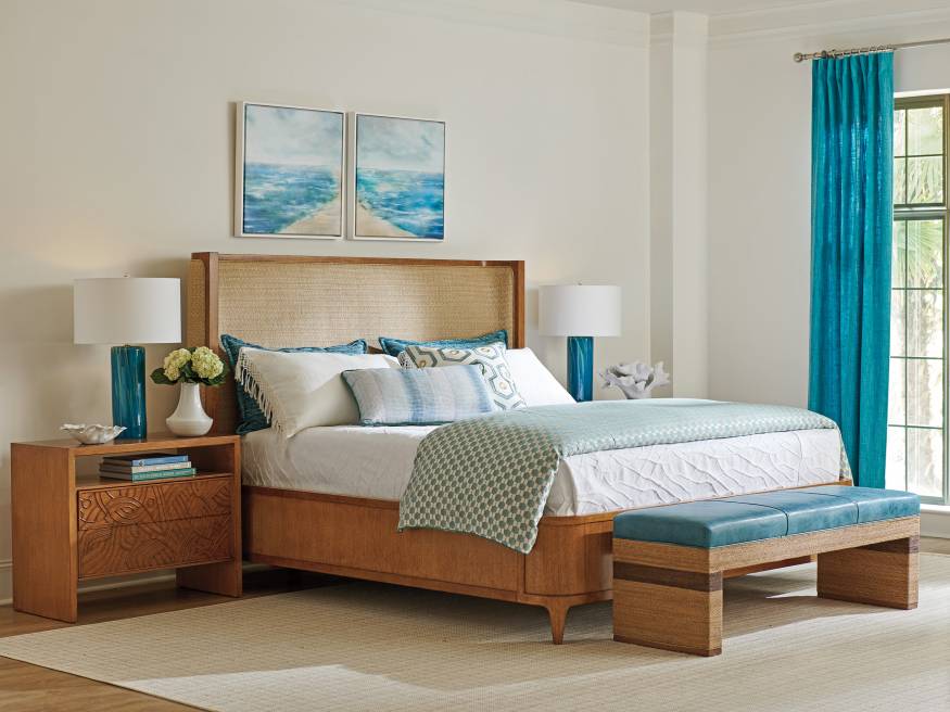 Villa Park Upholstered Bed