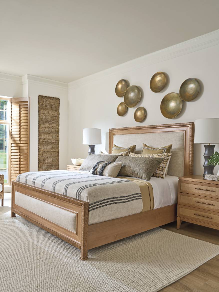Grand Isle Upholstered Bed