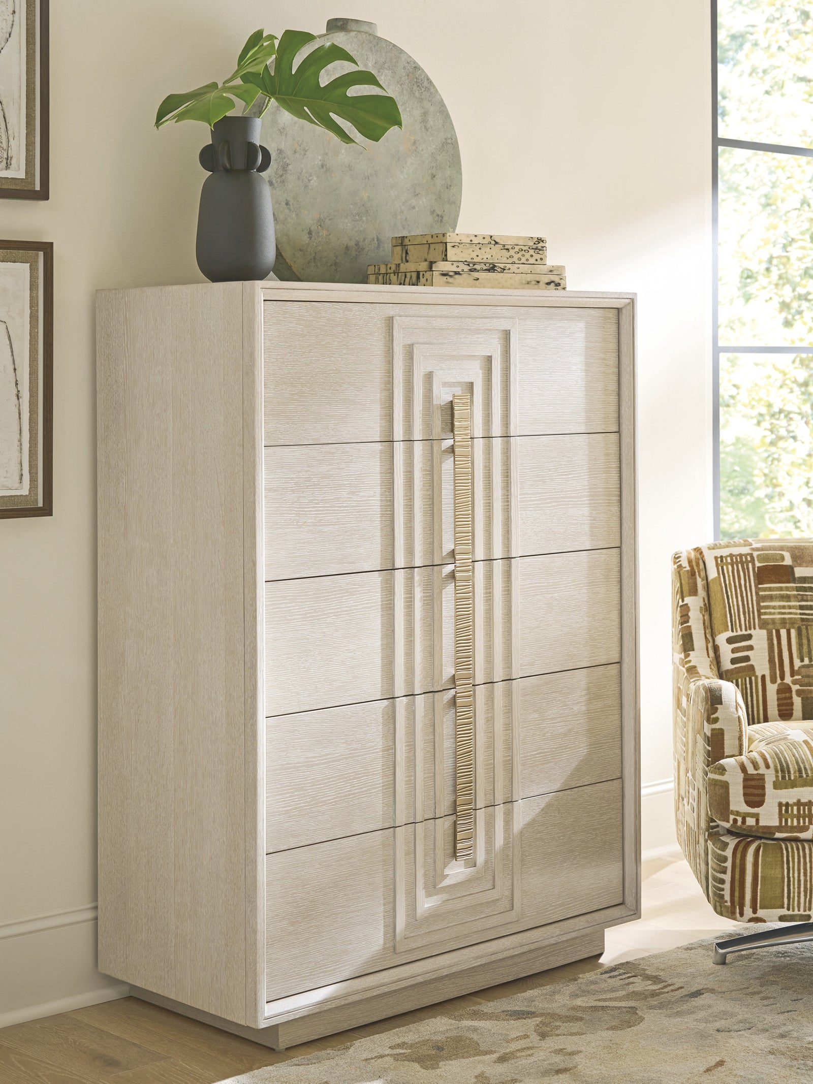 Ladera Chest