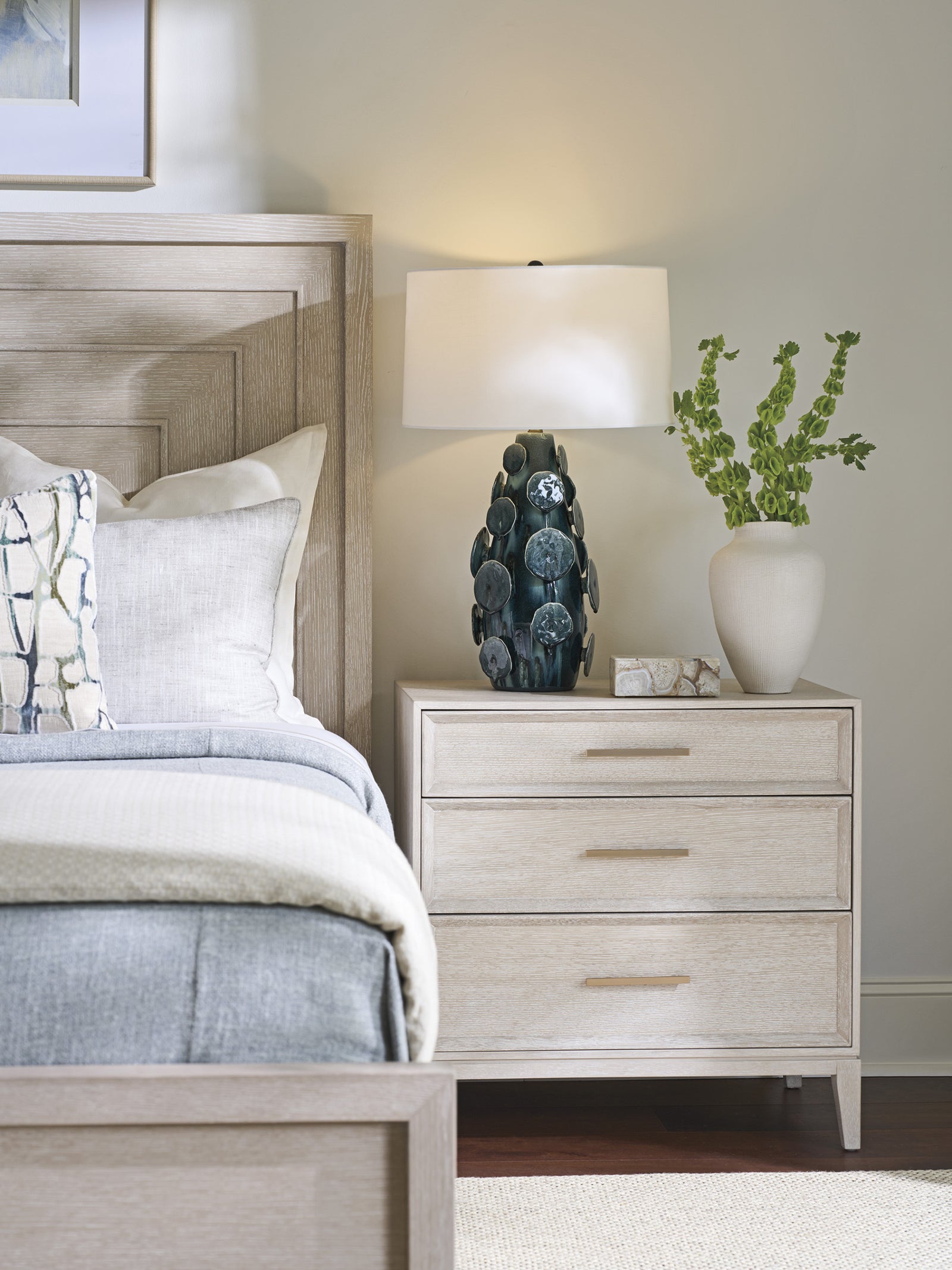 Avila Drawer Nightstand