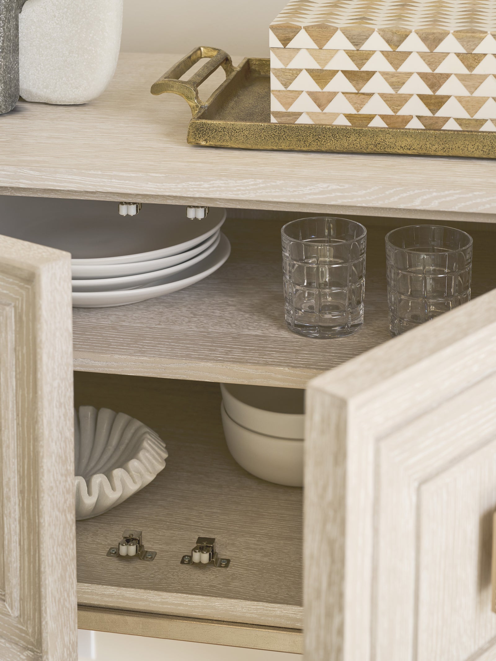 Soriano Sideboard
