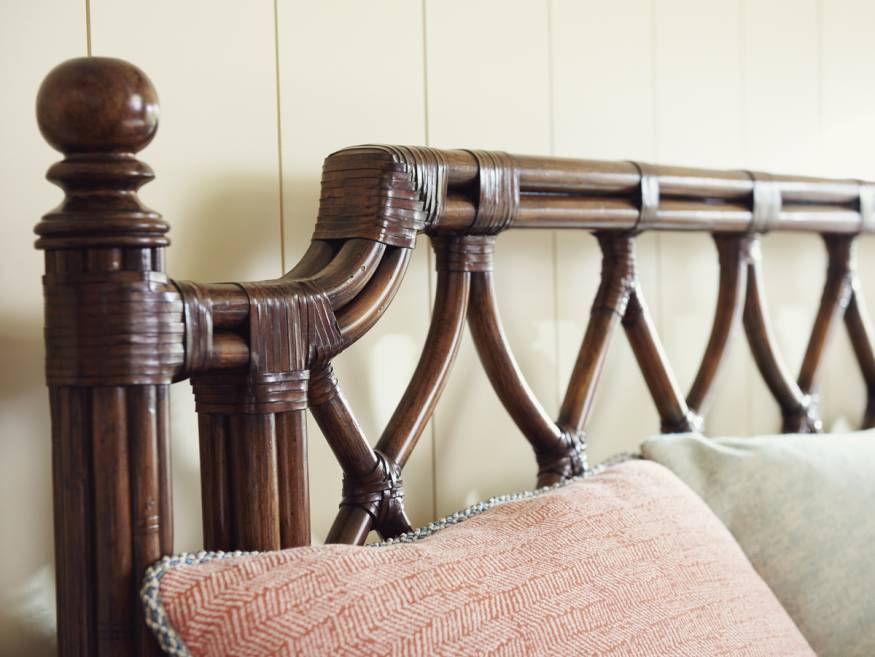 Island Breeze Rattan Bed