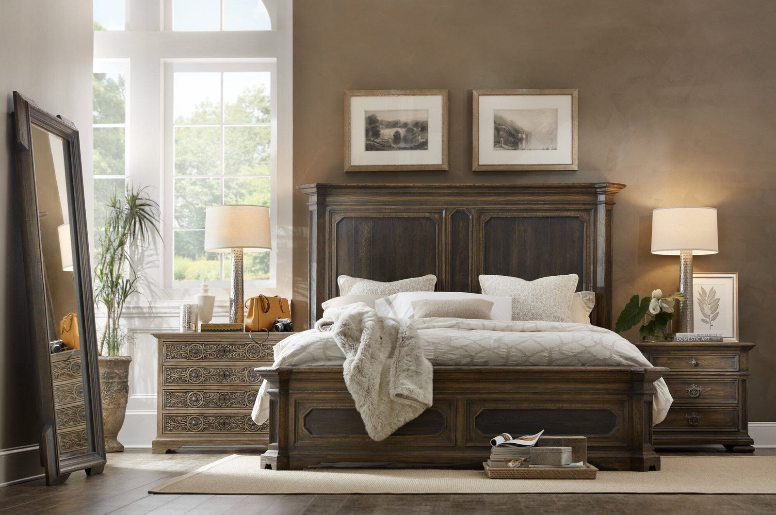 Woodcreek 5/0 Mansion Headboard