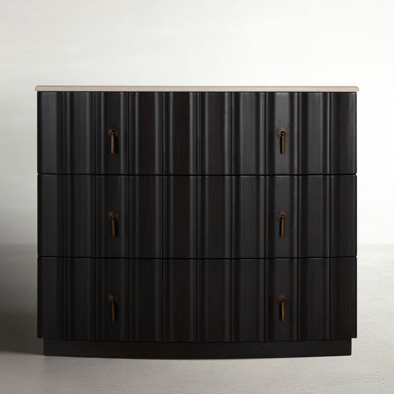 Sergio Chest