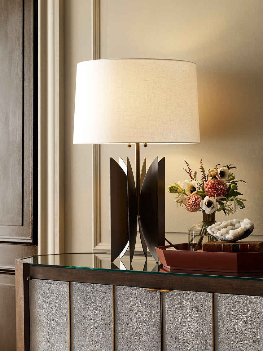 Tilling Lamp